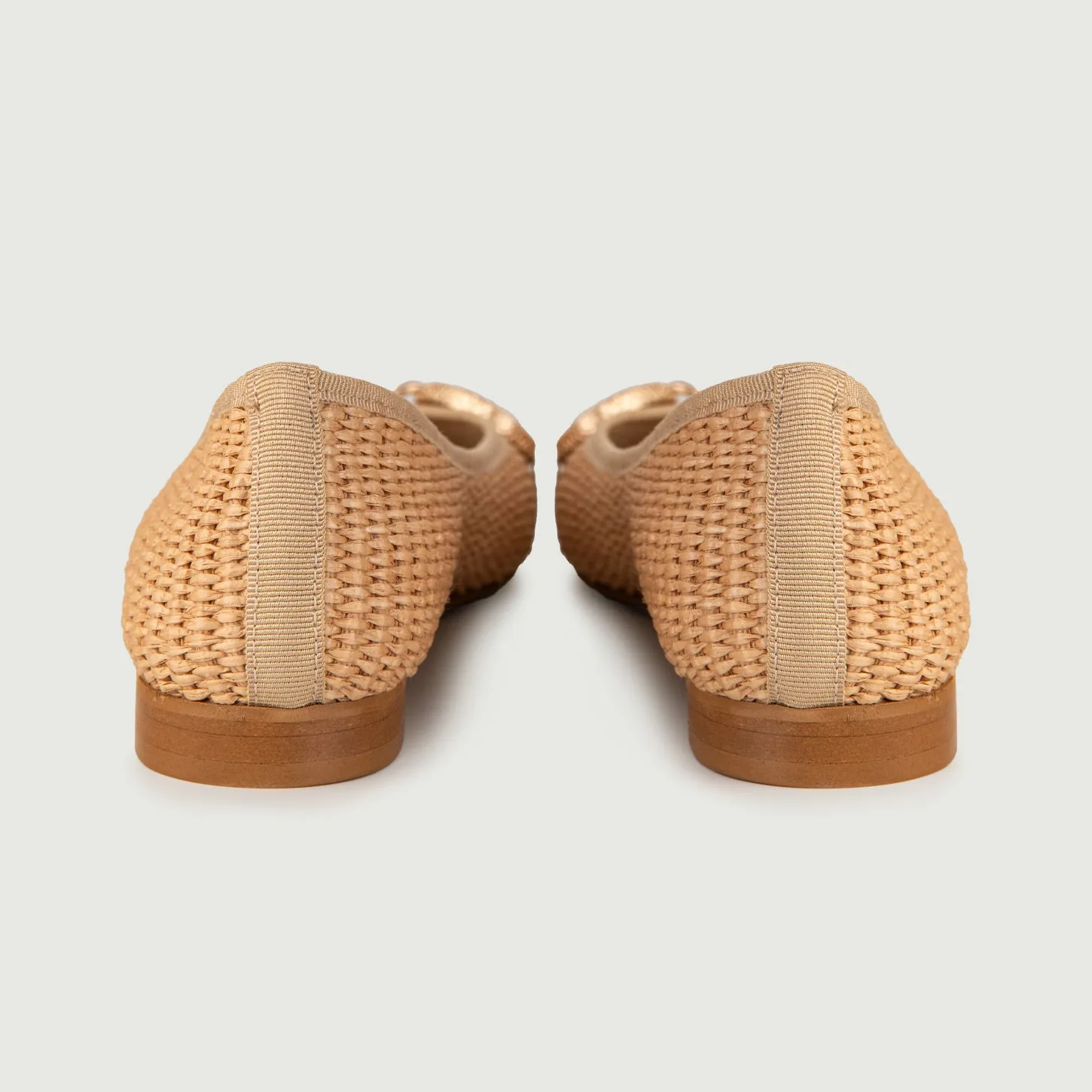 BALLERINE IN RAFIA NATURALE CON DETTAGLIO IN METALLO