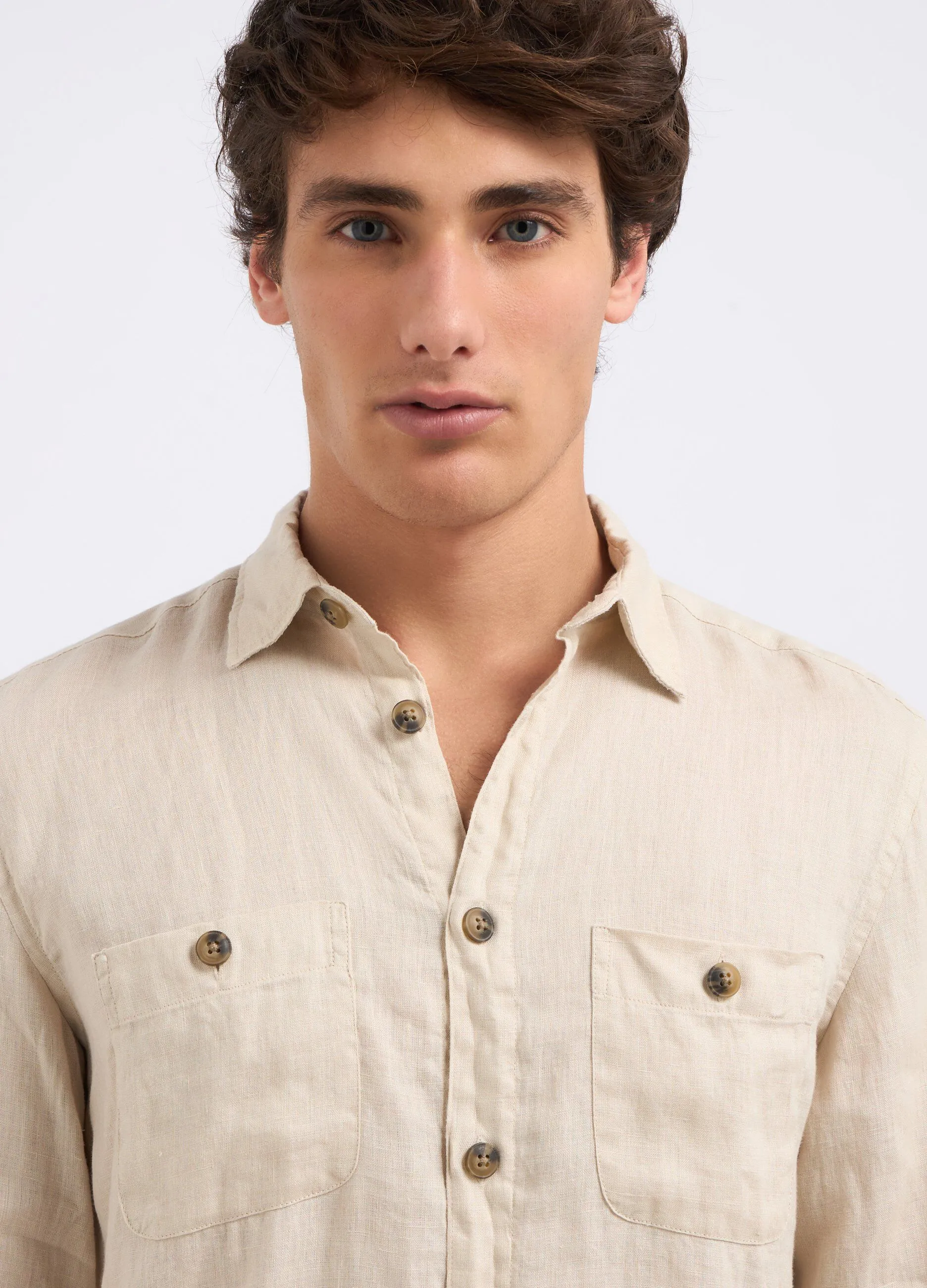 Camicia in puro lino con taschini uomo