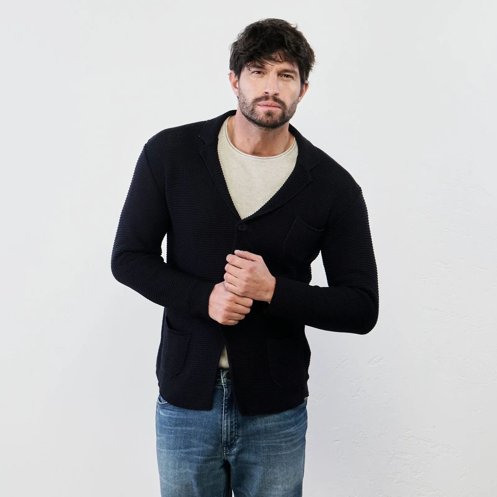 Cardigan blu con bottoni