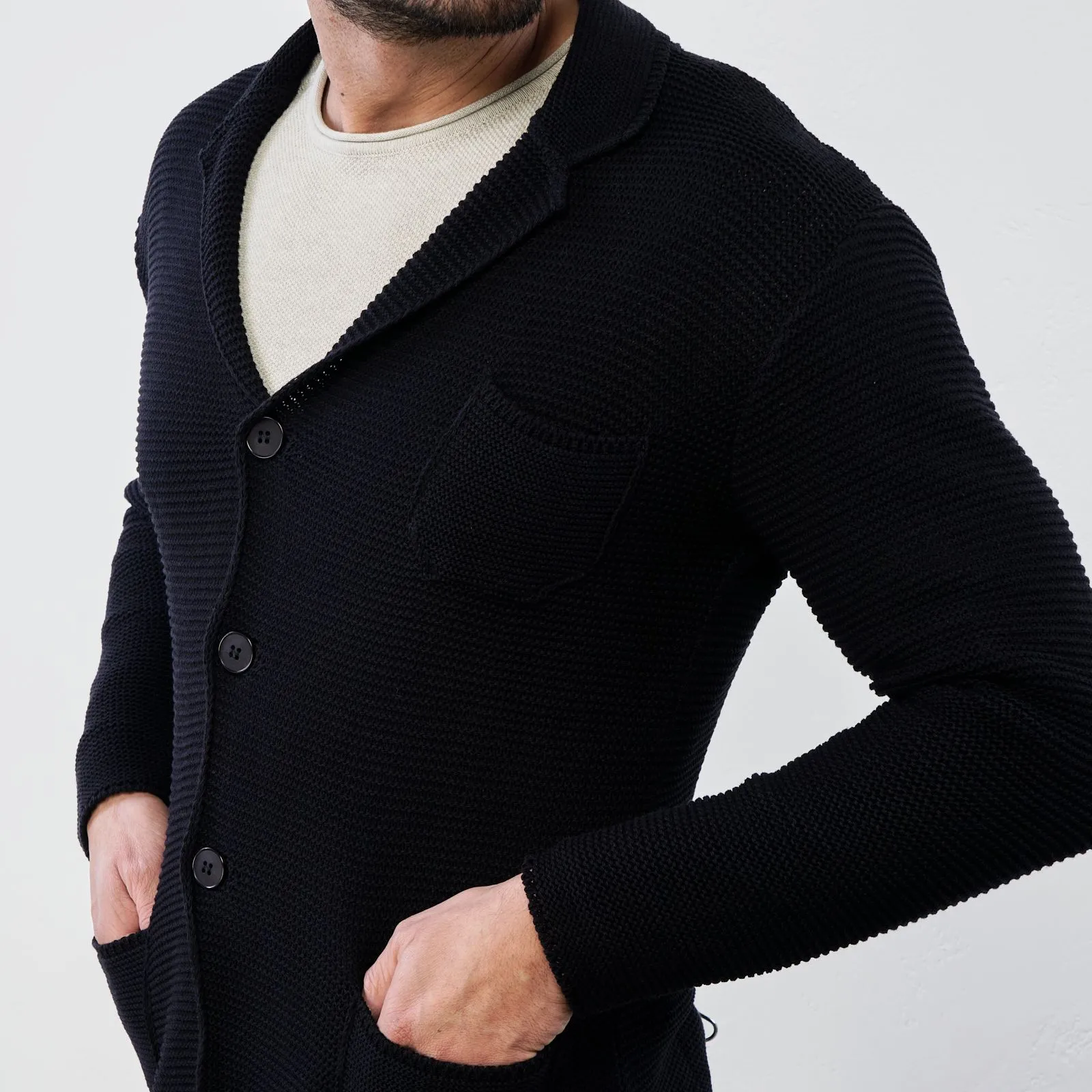 Cardigan blu con bottoni