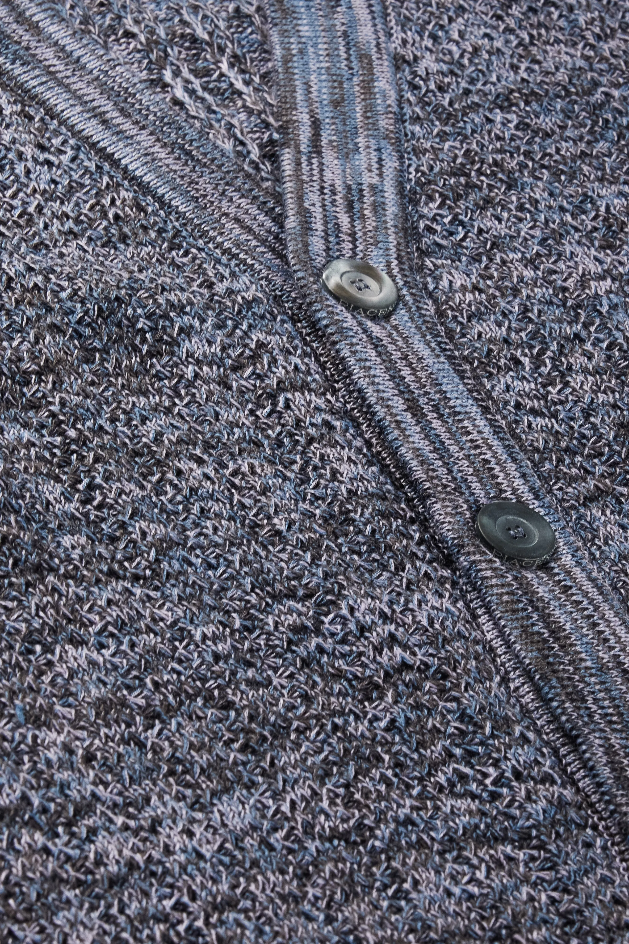Cardigan con bottoni moulinè lilla e blu