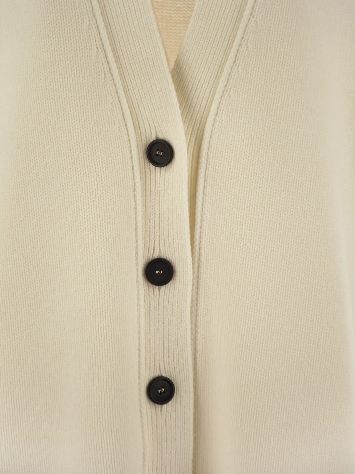 Cardigan in lana, seta e cashmere