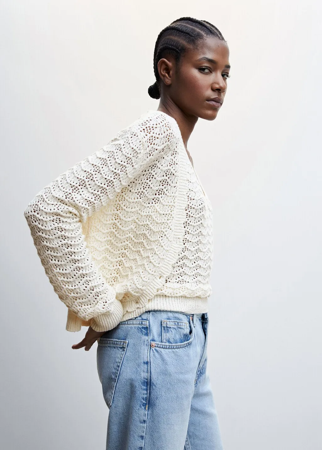 Cardigan traforato bordi ondulati