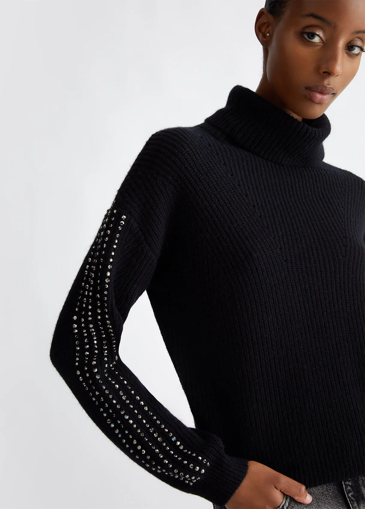 Dolcevita in lana con strass