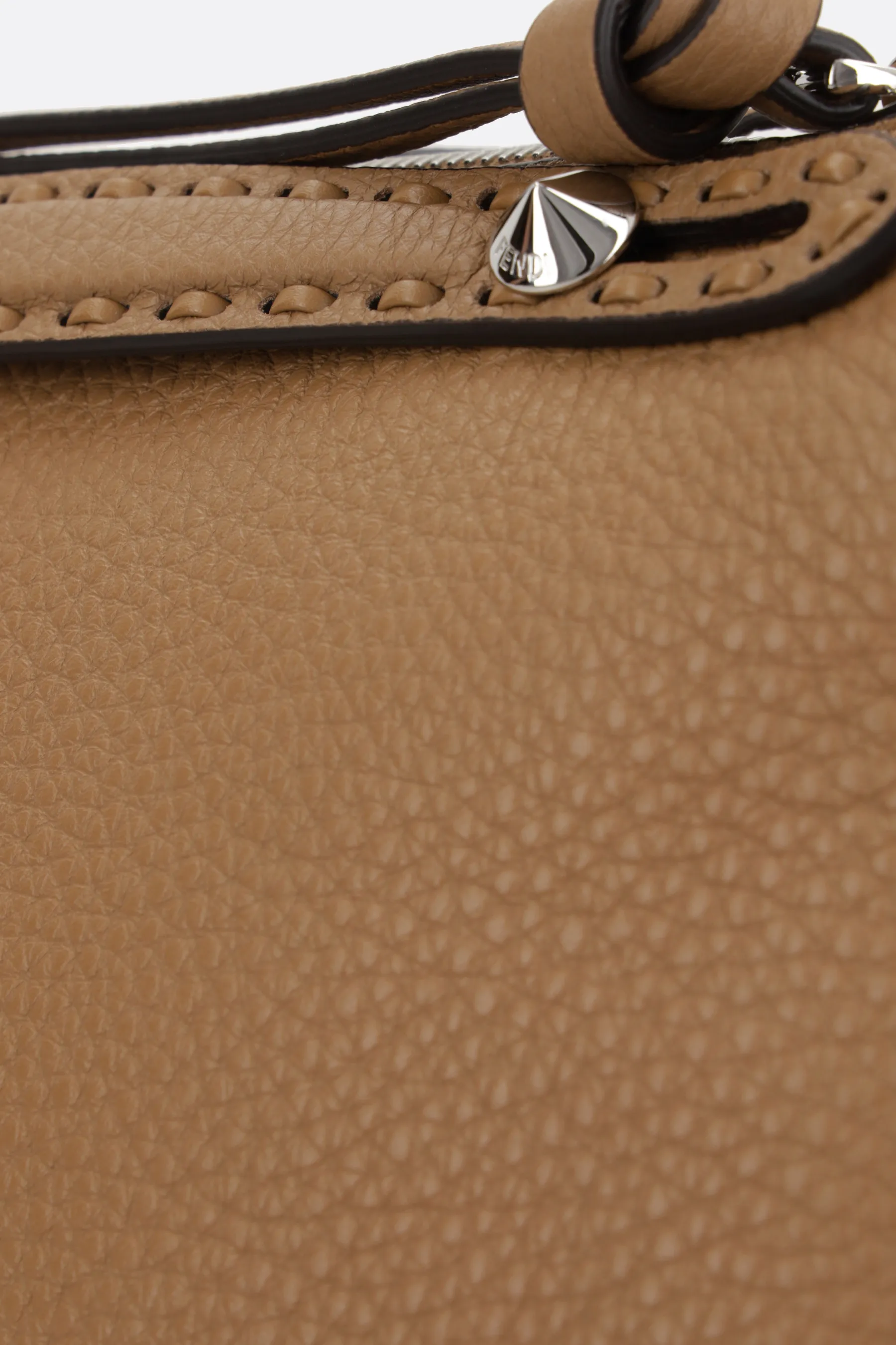  FENDI borsa a spalla By The Way media in pelle martellata 
