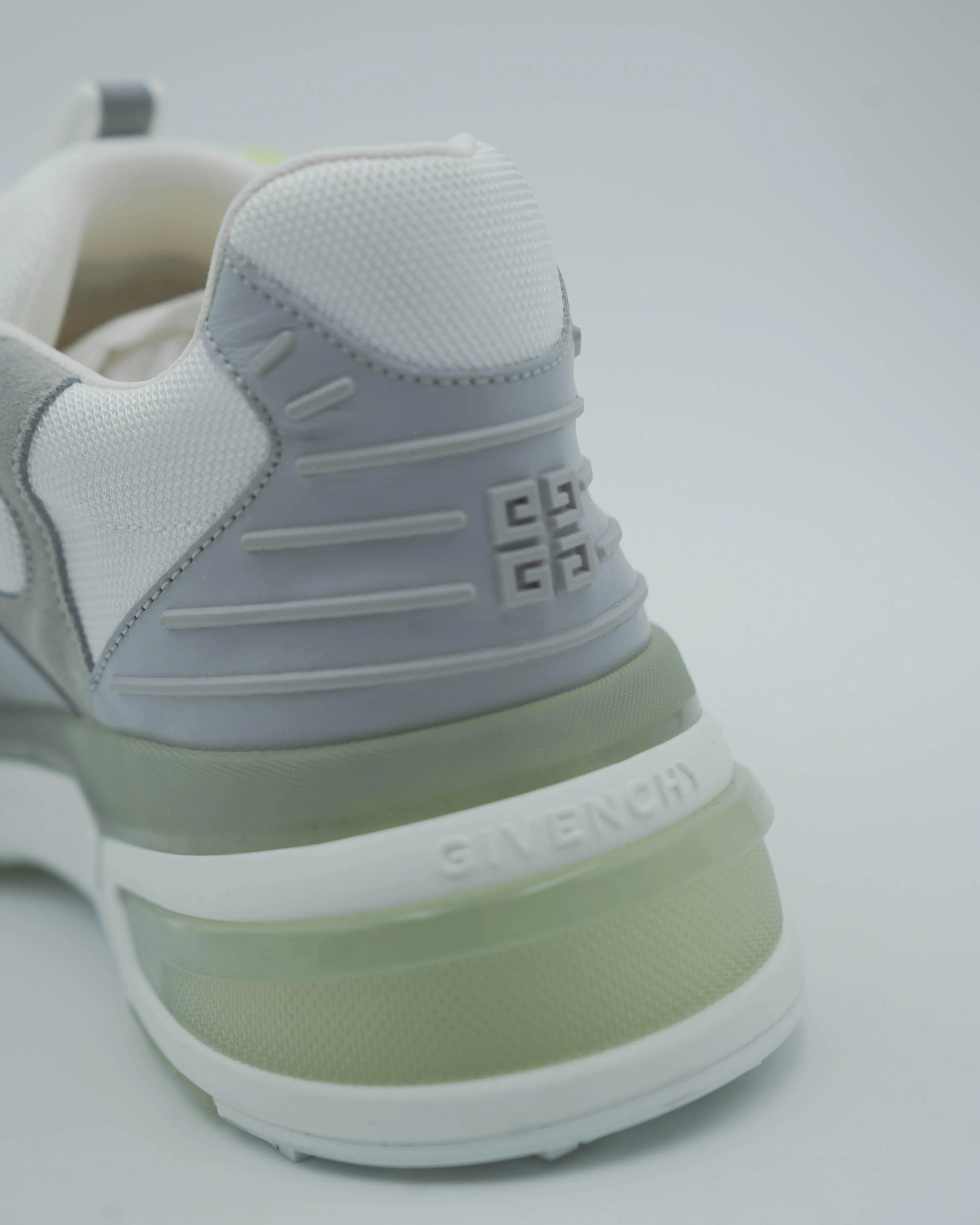 GIV 1 TR Low Sneakers
