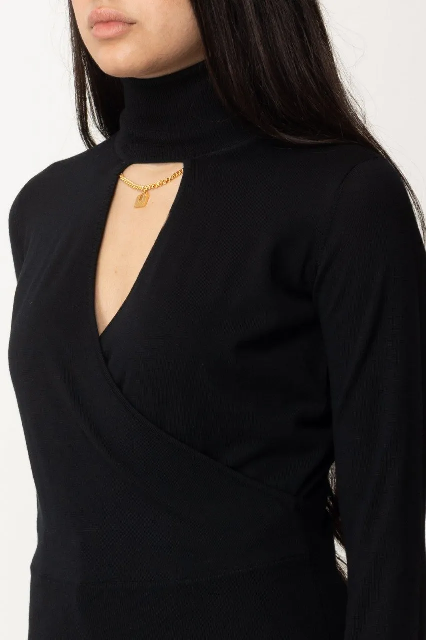 Maglia dolcevita con cut-out e catenella Nero