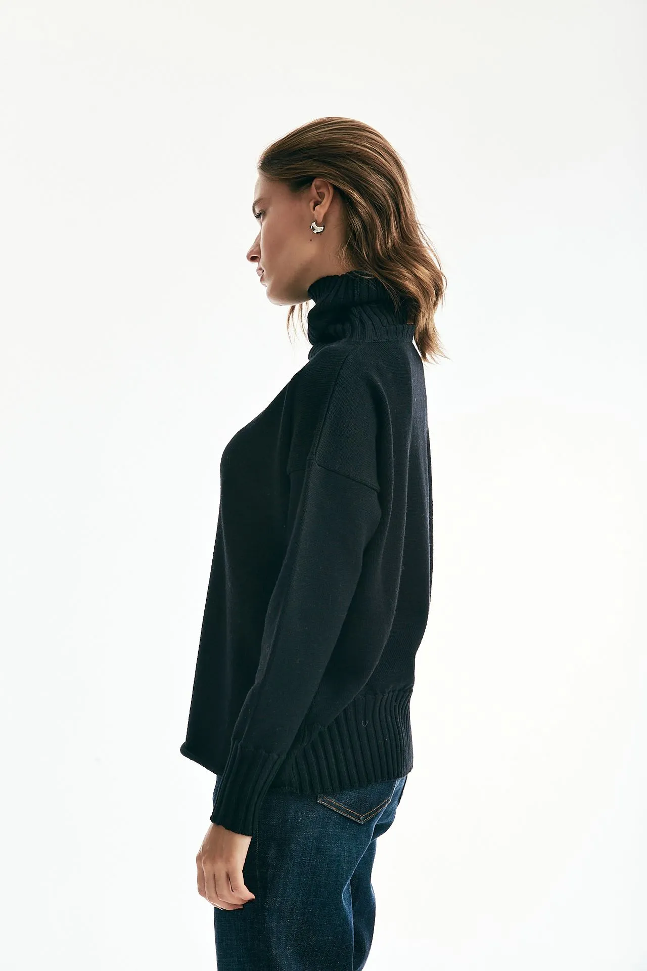 Maglia dolcevita in lana nero 