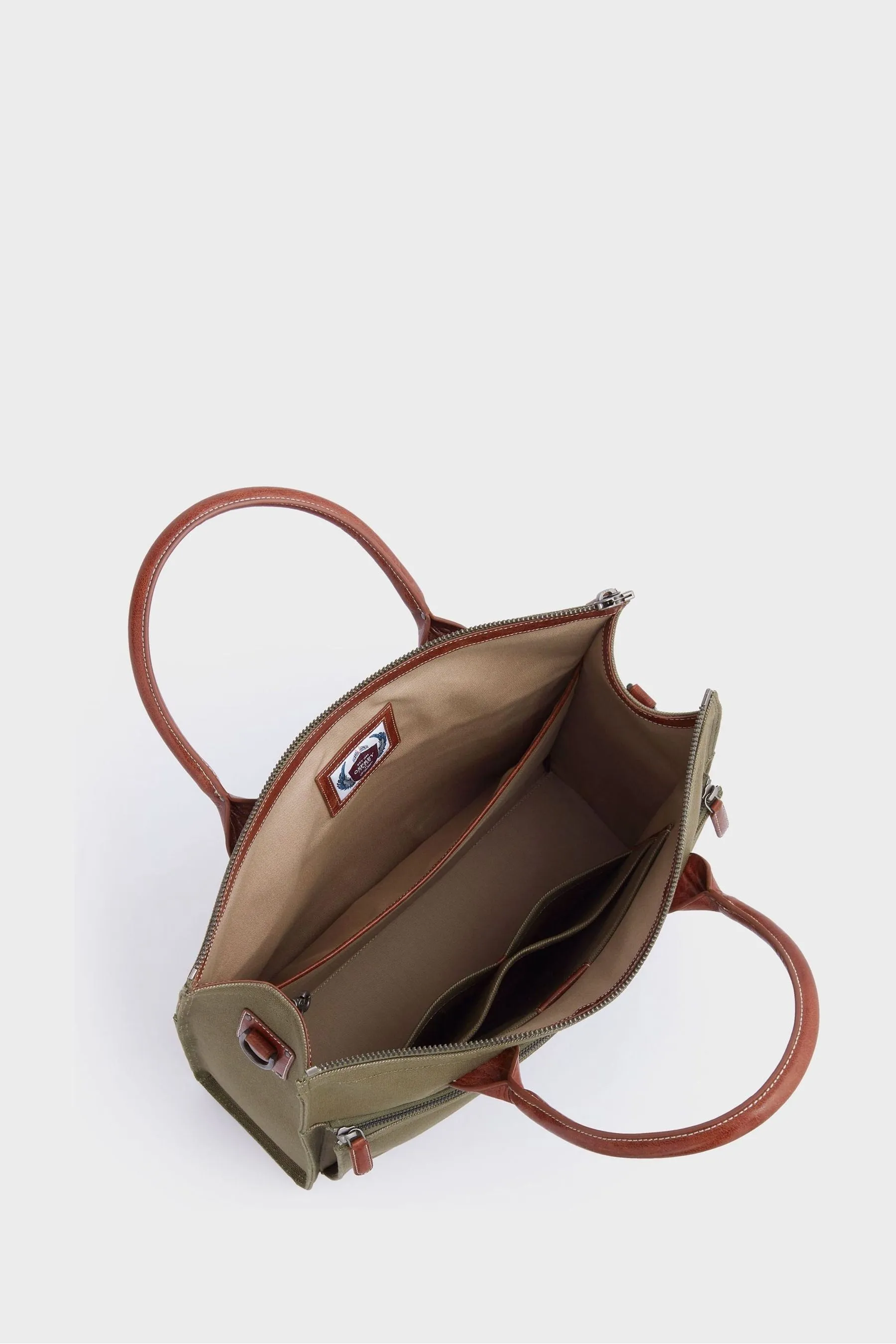 OSPREY LONDON - The Maverick - Borsa in pelle con beauty-case
