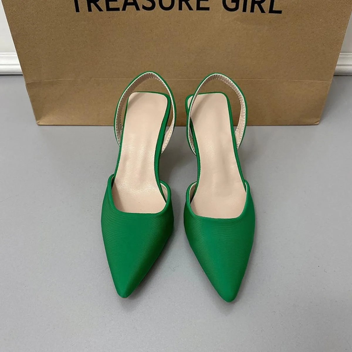 Sandali da donna di marca Scarpe con tacco basso sottile Scarpe con tacco basso da 4 cm Scarpe da donna Moda con punta a punta P