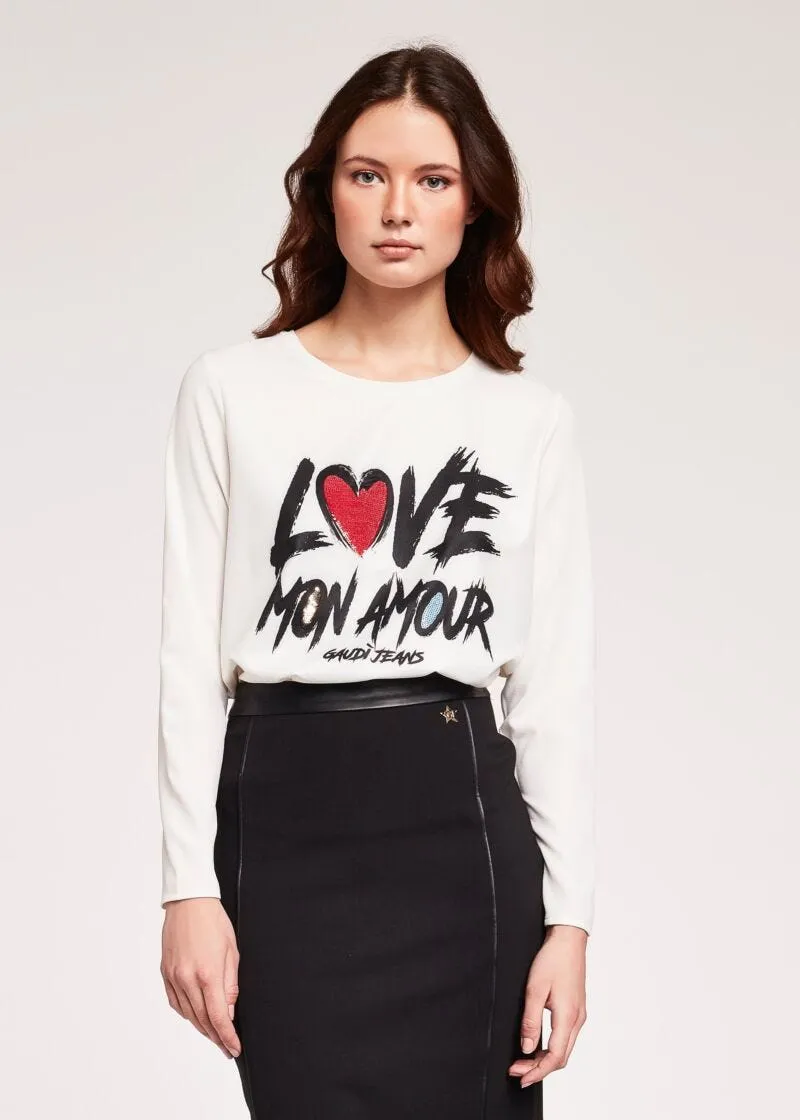 T-shirt con lettering stampato