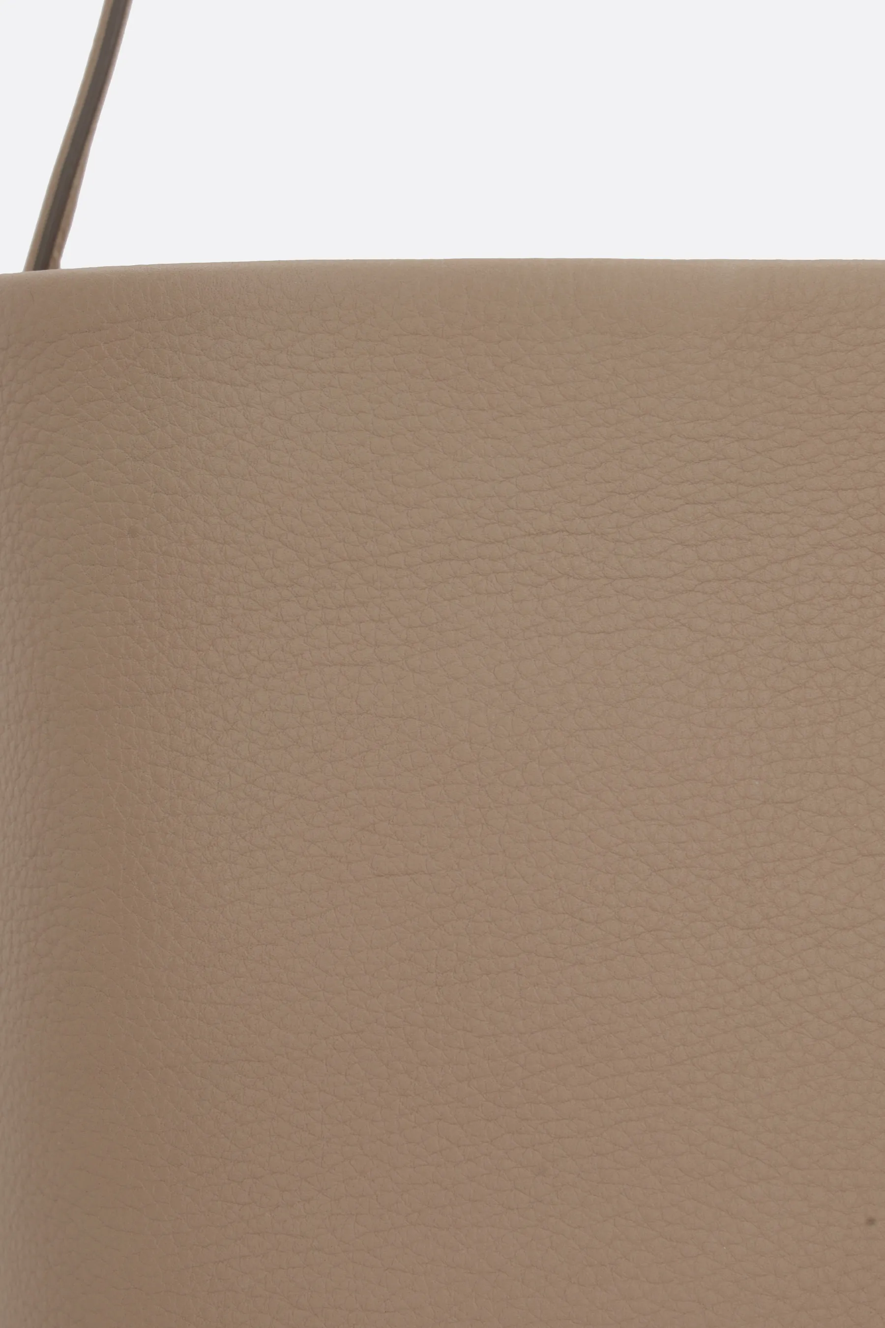  THE ROW borsa a spalla N/S Park media in pelle martellata 